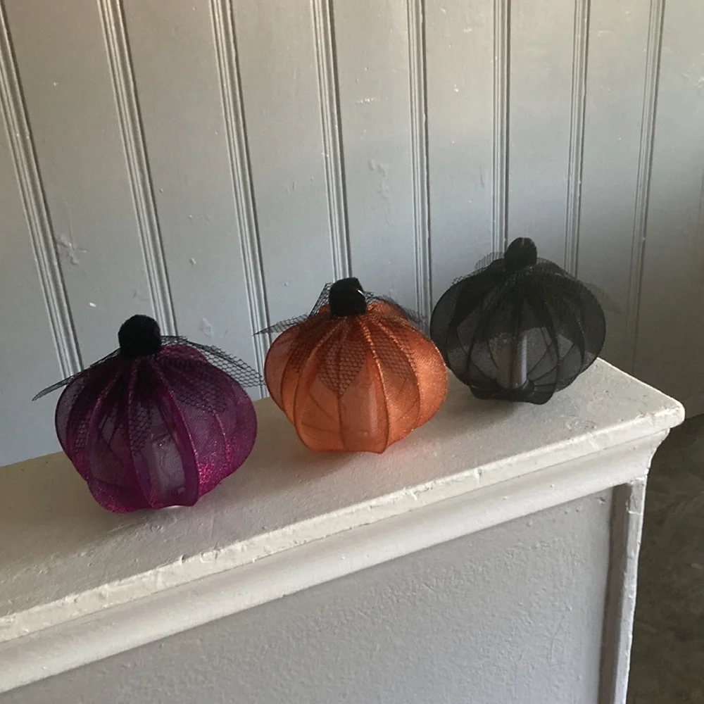 NWT- Set of 3-  Elegant Lace Covered Light Up LED Halloween Pumpkin Decorations